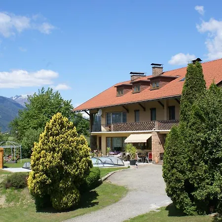 Apartment Kapeller Lendorf